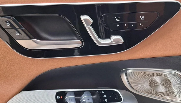 Mercedes-Benz GLC 2.0 4MATIC Внедорожник (258 л.с.) фото 19