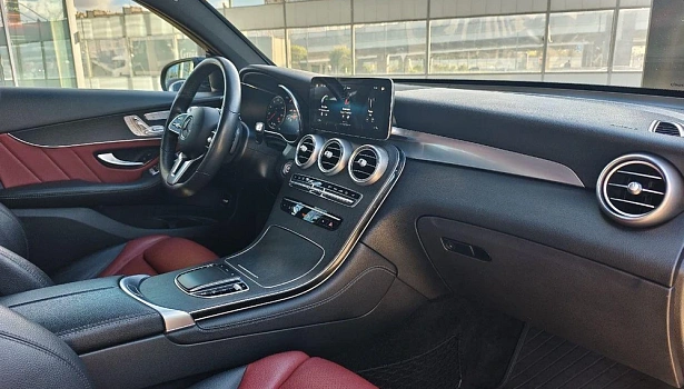 Mercedes-Benz GLC 300 4MATIC Внедорожник Sport (249 л.с.) фото 10
