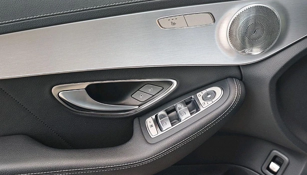 Mercedes-Benz C 250 Седан Sport (211 л.с.) фото 19