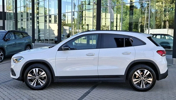 Mercedes-Benz GLA 200 Внедорожник Progressive (150 л.с.) фото 3