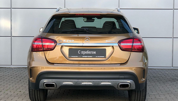 Mercedes-Benz GLA 250 4MATIC Внедорожник Особая серия (211 л.с.) фото 8