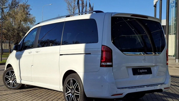 Mercedes-Benz V 250 d 4MATIC AT Минивэн Avantgarde Long (190 л.с.) фото 4