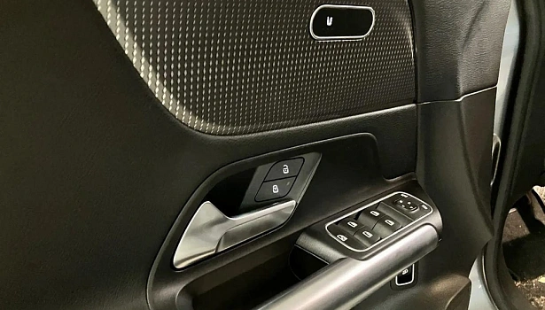 Mercedes-Benz B 200 Хэтчбек Progressive (150 л.с.) фото 6