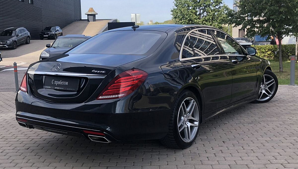 Mercedes-Benz S 500 4MATIC Седан (455 л.с.) фото 6