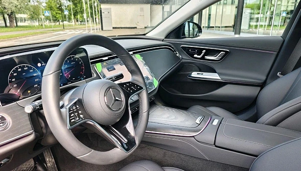 Mercedes-Benz E 2.0 Седан (204 л.с.) фото 12