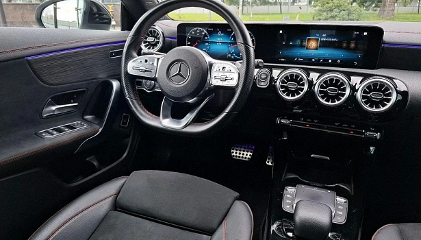 Mercedes-Benz CLA 1.3 4MATIC Купе Sport (150 л.с.) фото 16