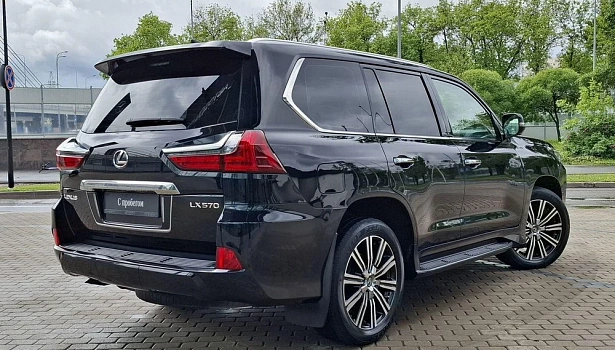Lexus LX 5.7 4WD Внедорожник Superior (367 л.с.) фото 6