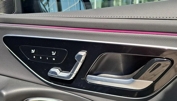 Mercedes-Benz E 2.0d 4MATIC Седан (197 л.с.) фото 26