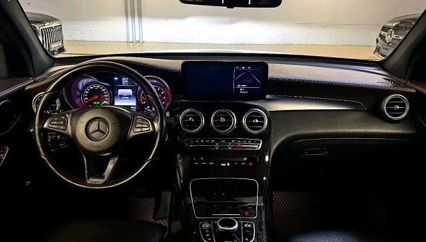 Mercedes-Benz GLC 250 4MATIC Внедорожник Особая серия (211 л.с.) фото 10