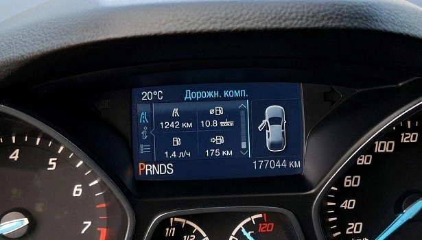 Ford Kuga 1.6 4WD Внедорожник Titanium (150 л.с.) фото 18