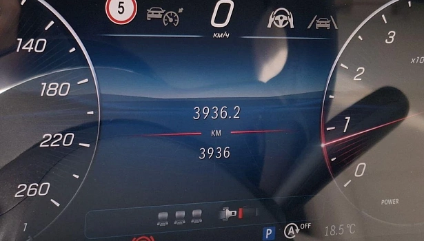 Mercedes-Benz GLC 2.0 4MATIC Внедорожник (258 л.с.) фото 19