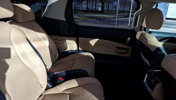 Kia Carnival 2.2 CDI 4WD Минивэн Prestige (199 л.с.) фото 15