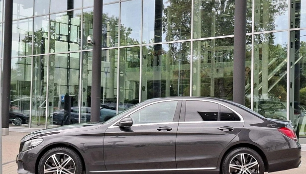 Mercedes-Benz C 180 Седан Premium (150 л.с.) фото 3