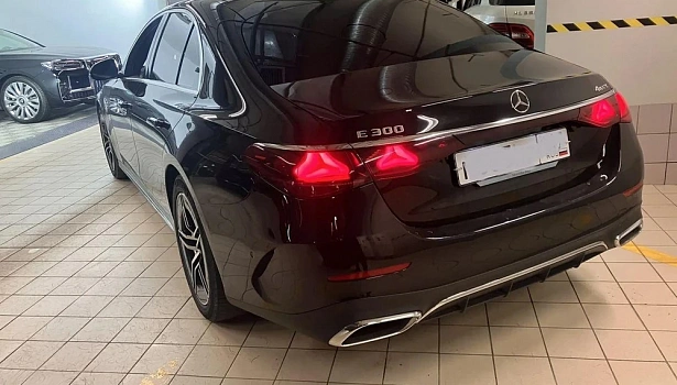 Mercedes-Benz AMG E 2.0 4MATIC Седан (258 л.с.) фото 3