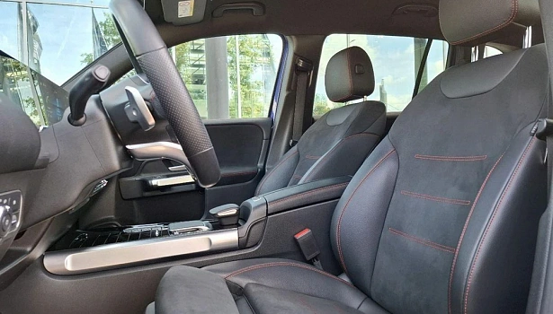 Mercedes-Benz GLB 200 4MATIC Внедорожник Sport (150 л.с.) фото 11