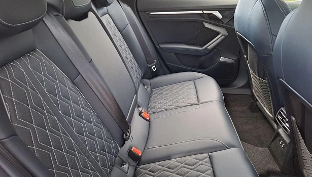 Audi A3 1.5 4WD Хэтчбек (160 л.с.) фото 13