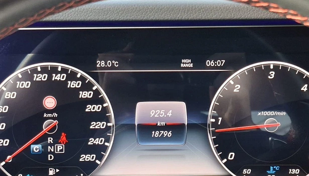 Mercedes-Benz G 400 d 4MATIC Внедорожник (330 л.с.) фото 20
