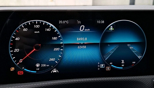 Mercedes-Benz CLA 250 4MATIC Купе Sport (224 л.с.) фото 22