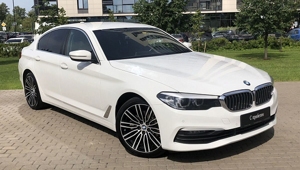 BMW 5 серии 520 d 4WD Седан (190 л.с.) фото 2