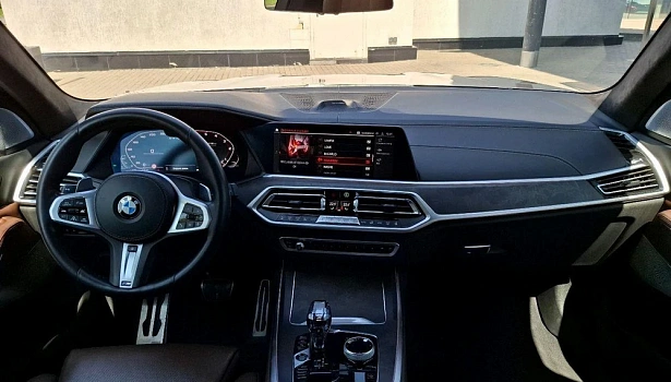 BMW X7 3.0d 4WD Внедорожник (400 л.с.) фото 9