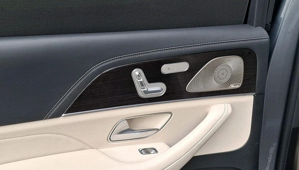 Mercedes-Benz AMG GLS 63 4MATIC Внедорожник (612 л.с.) фото 28