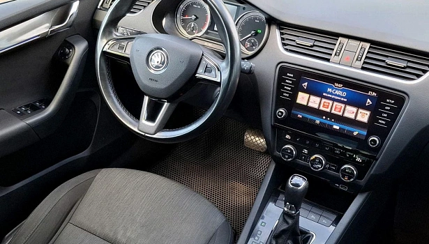 Skoda Octavia 1.8 4WD Лифтбек Style (180 л.с.) фото 15