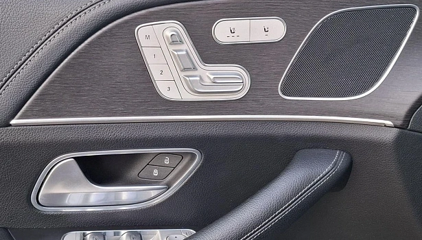 Mercedes-Benz GLE 300 d 4MATIC Внедорожник Sport (245 л.с.) фото 19