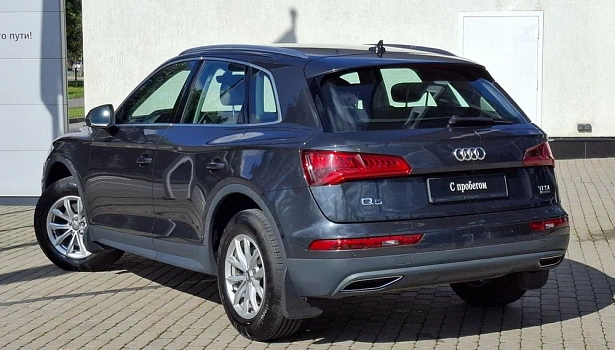 Audi Q5 2.0 4WD Внедорожник Design (249 л.с.) фото 4