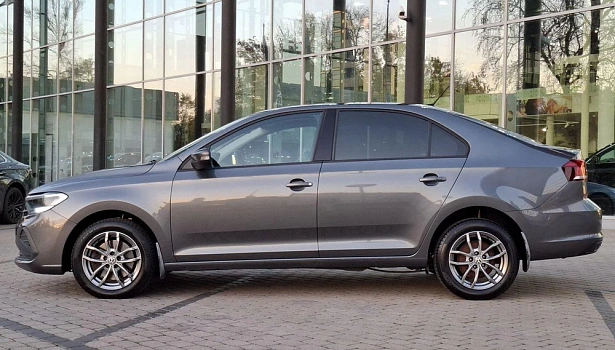 Volkswagen Polo 1.6 4WD Лифтбек Football Edition (110 л.с.) фото 5