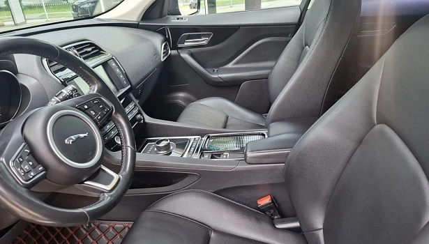 Jaguar F-Pace 2.0d 4WD Внедорожник Prestige (180 л.с.) фото 10