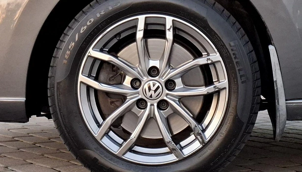 Volkswagen Polo 1.6 4WD Лифтбек Football Edition (110 л.с.) фото 11