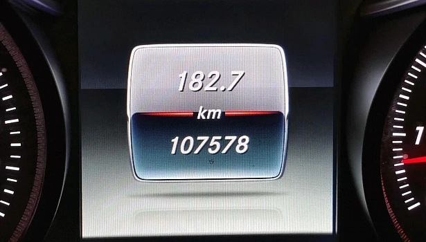 Mercedes-Benz GLC 300 4MATIC Внедорожник Sport Plus (245 л.с.) фото 17