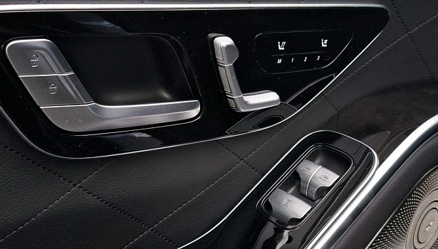 Mercedes-Benz S 400 d 4MATIC Седан (330 л.с.) фото 23