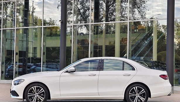 Mercedes-Benz E 250 Седан (211 л.с.) фото 3