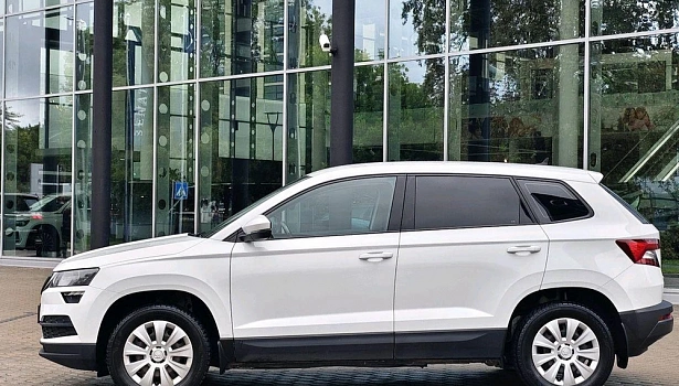 Skoda Karoq 1.4 4WD Внедорожник Style (2020) (150 л.с.) фото 3