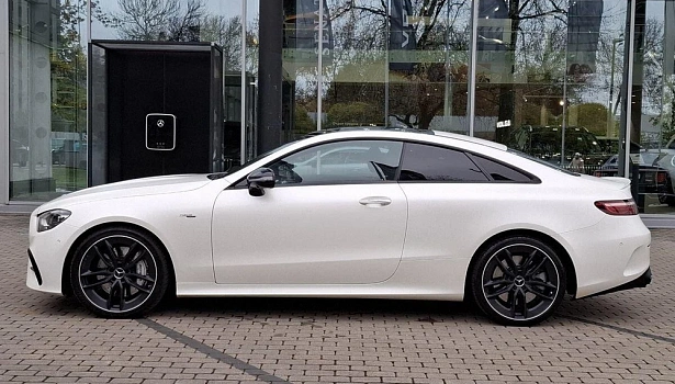 Mercedes-Benz AMG E 53 4MATIC Купе Особая Серия (435 л.с.) фото 3