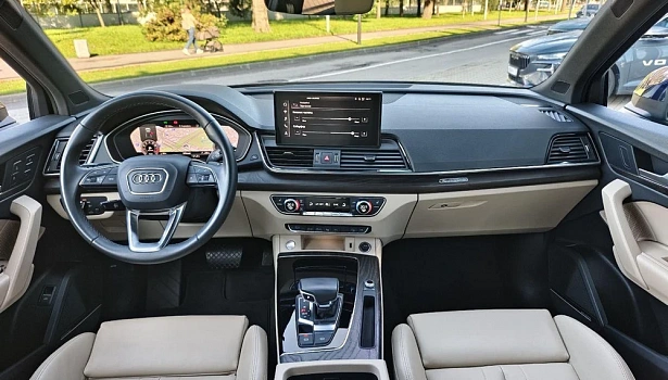 Audi Q5 Sportback 2.0 4WD Внедорожник Design (249 л.с.) фото 9