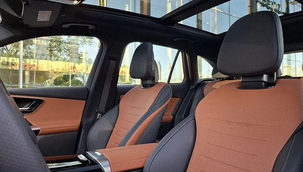 Mercedes-Benz GLC 2.0 4MATIC Внедорожник (258 л.с.) фото 12