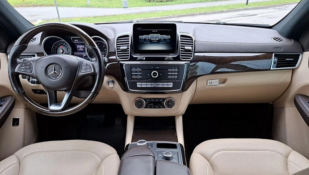 Mercedes-Benz GLE 350 d 4MATIC Внедорожник Особая серия (249 л.с.) фото 9