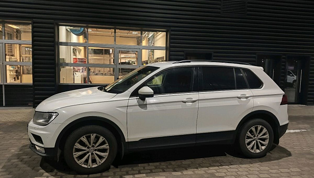 Volkswagen Tiguan 1.4 4WD Внедорожник line (150 л.с.) фото 3