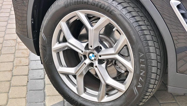 BMW X4 2.0 4WD Внедорожник (184 л.с.) фото 17