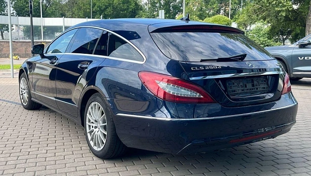 Mercedes-Benz CLS 250 d 4MATIC Купе (204 л.с.) фото 8