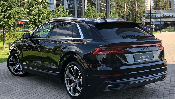 Audi Q8 3.0d 4WD Внедорожник (286 л.с.) фото 4