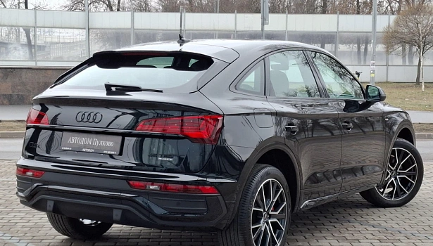 Audi Q5 Sportback 2.0hyb 4WD Внедорожник (299 л.с.) фото 6