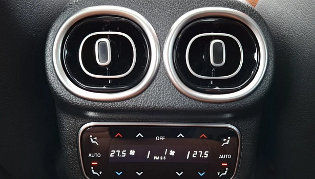Mercedes-Benz GLC 2.0 4MATIC Внедорожник (204 л.с.) фото 20