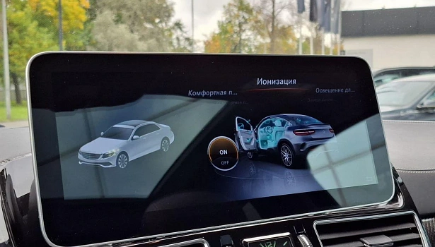 Mercedes-Benz AMG GLE 63 4MATIC Внедорожник Особая серия (585 л.с.) фото 25