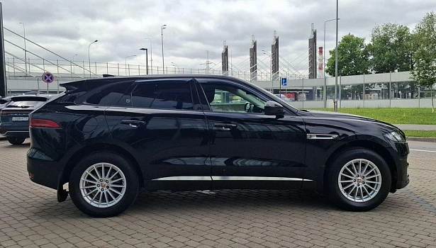 Jaguar F-Pace 2.0d 4WD Внедорожник Prestige (180 л.с.) фото 7