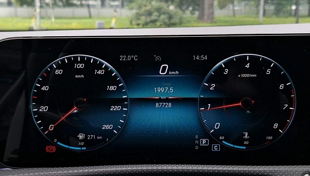 Mercedes-Benz CLA 1.3 4MATIC Купе Sport (150 л.с.) фото 12