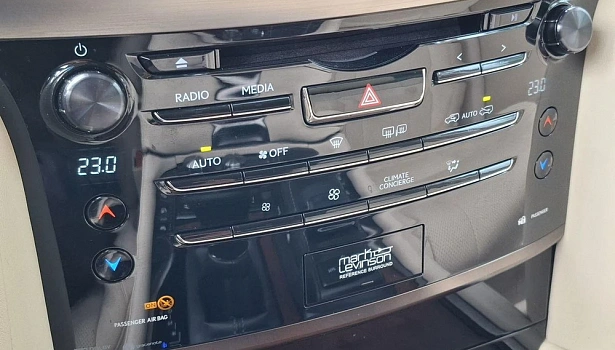 Lexus LX 5.7 4WD Внедорожник Superior (367 л.с.) фото 26