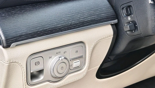 Mercedes-Benz GLE 450 4MATIC Внедорожник (381 л.с.) фото 21